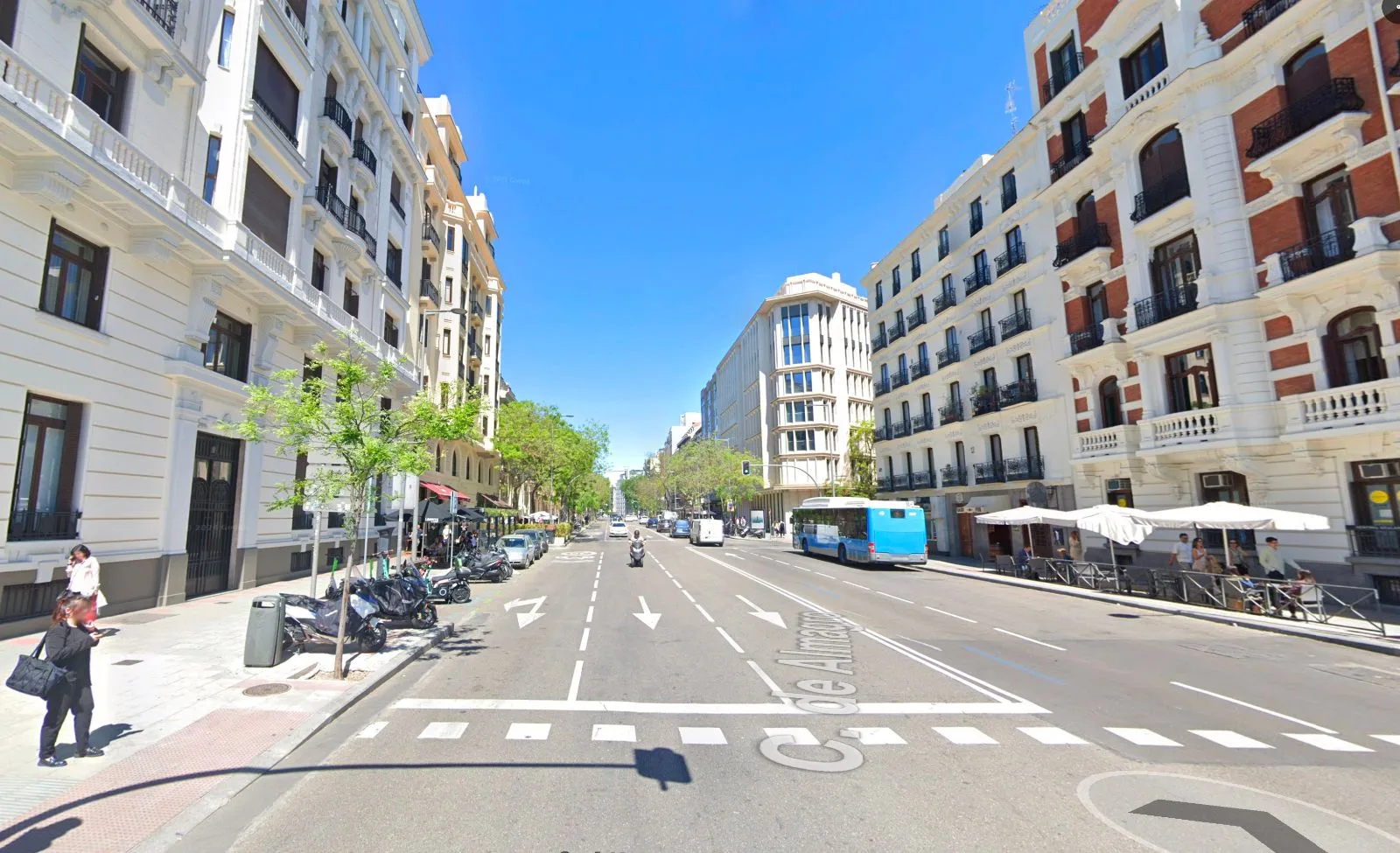 Piso en venta en Calle Almagro