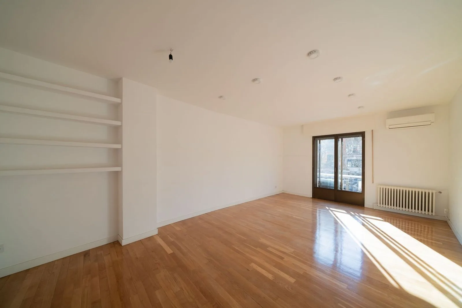 Piso en venta en Calle Ibiza
