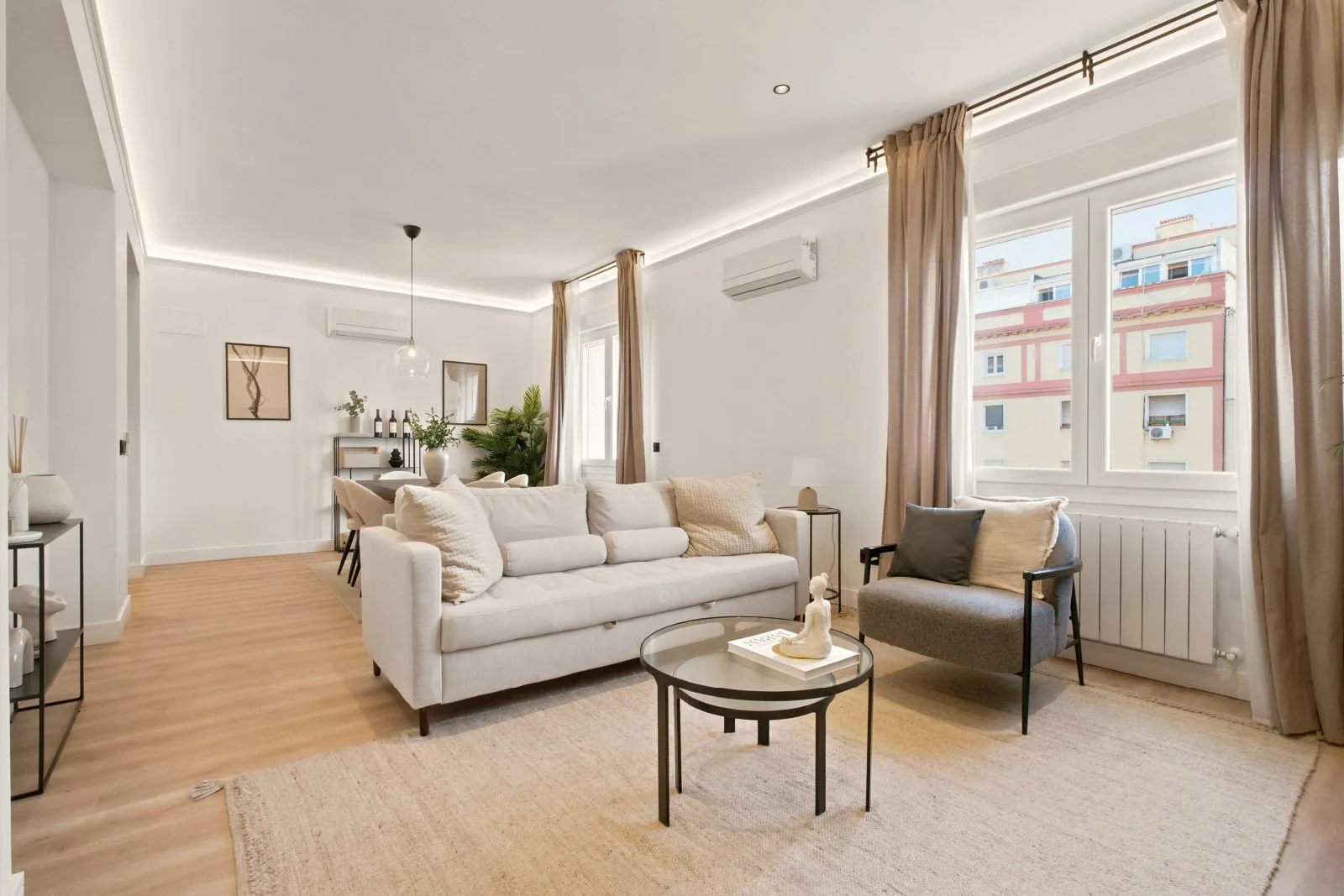 Piso en venta en Calle Sainz de Baranda