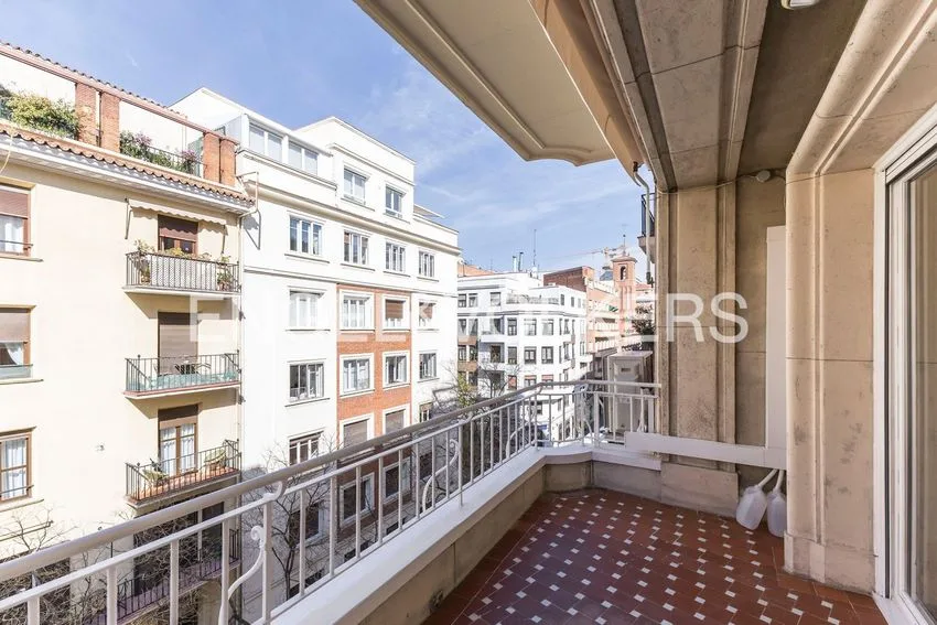 Alquiler de piso en Calle de Castelló